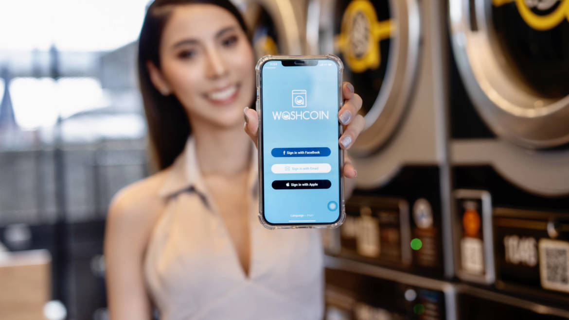 Cashless. Pay with Application