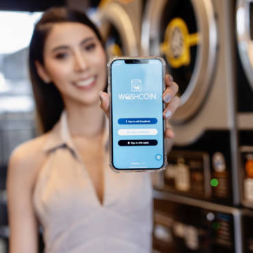 Cashless. Pay with Application